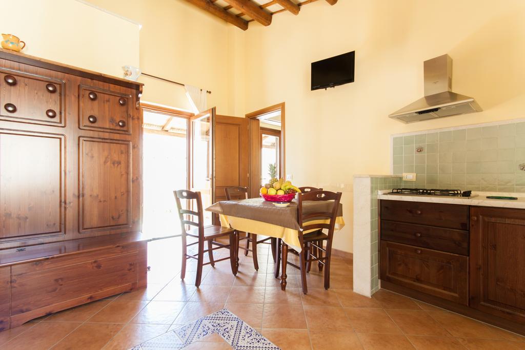 Casa Vacanze S. Marco Valderice Pokój zdjęcie