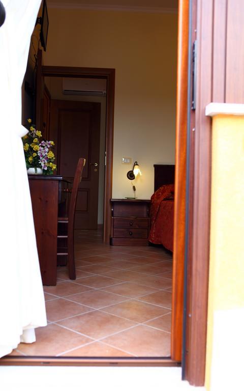 Casa Vacanze S. Marco Valderice Pokój zdjęcie